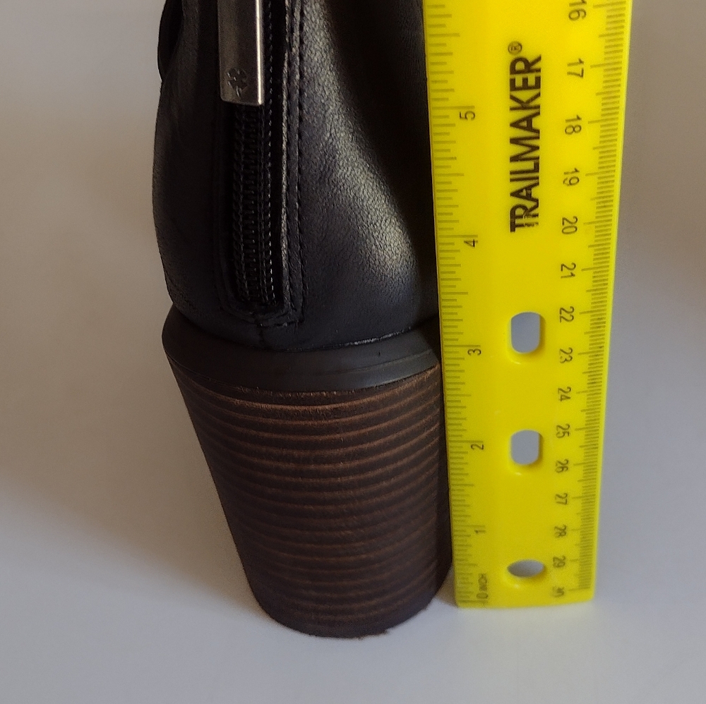 Lucky Brand, Women's Size 8 Black Heeled Boots with Cage Design Comes With Box. - Picture 4 of 5